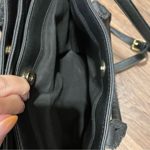 Kenneth Cole Reaction Triple Entry Harriet Handbag Purse Black w/ Gold Hardware - Picture 8 of 14